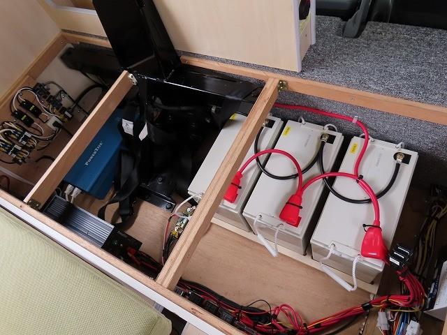 キャンピングカー キャブコン ｶﾑﾛｰﾄﾞ ﾊﾞﾝﾃｯｸ ｺﾙﾄﾞﾘｰﾌﾞｽ 家庭用AC