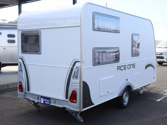 キャンピングカー トレーラー ｴｰｽｷｬﾗﾊﾞﾝｽﾞ ｴｰｽﾜﾝ430AUL 新車 展示車