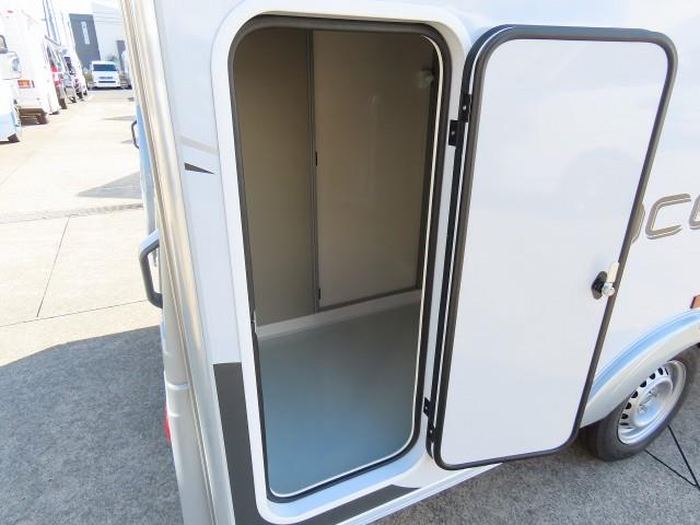キャンピングカー トレーラー ｴｰｽﾜﾝ330DL 新車 即納ﾓﾃﾞﾙ