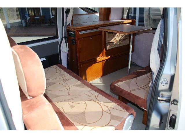 キャンピングカー バンコン ﾗｲﾄｴｰｽ ﾀｺｽ ﾊﾅ ｿｰﾗｰ ｵｰﾆﾝｸﾞ 4WD