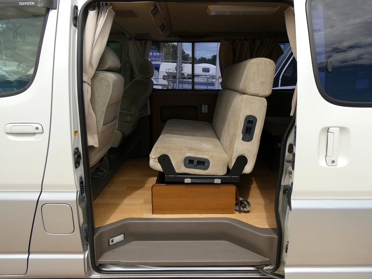 キャンピングカー バンコン ｸﾞﾗﾝﾋﾞｱ ﾊﾞﾝﾃｯｸ新潟　ｸﾞﾗﾝﾄﾞﾎｰｽ　4WD