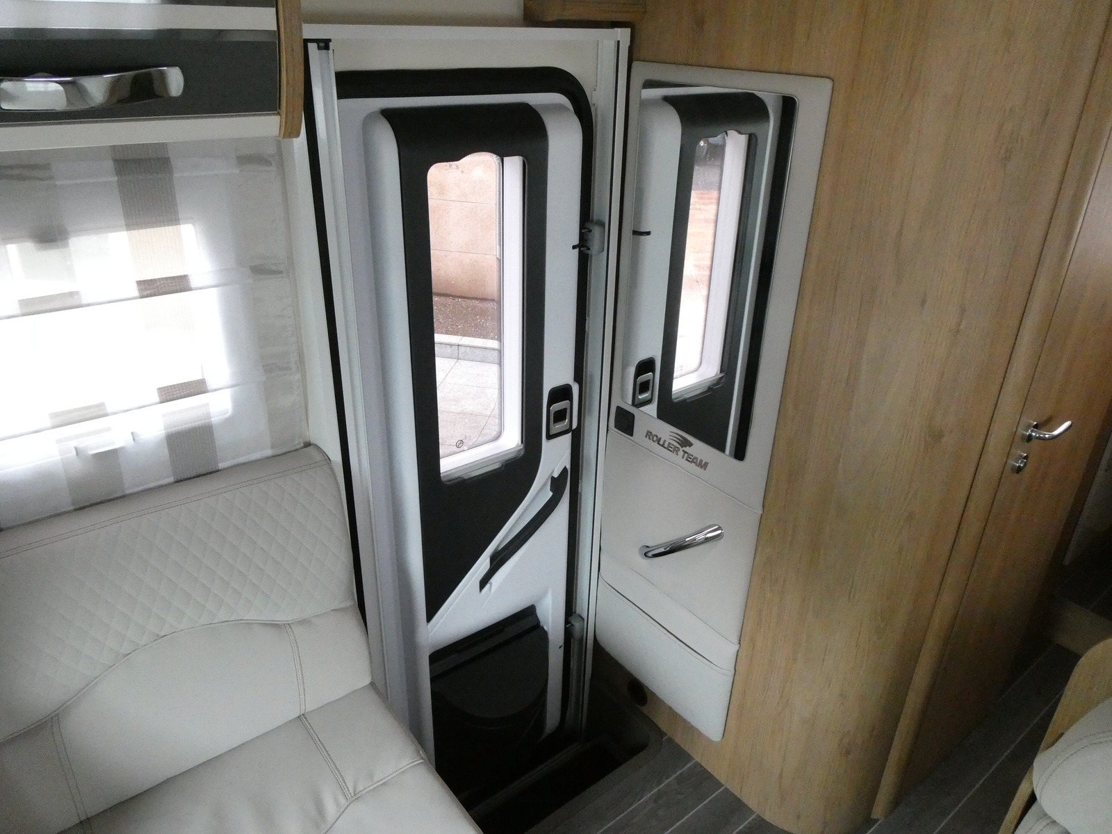 キャンピングカー キャブコン ﾛｰﾗｰﾁｰﾑ　ｾﾞﾌｨｰﾛ　285TL　9速AT　新車即納