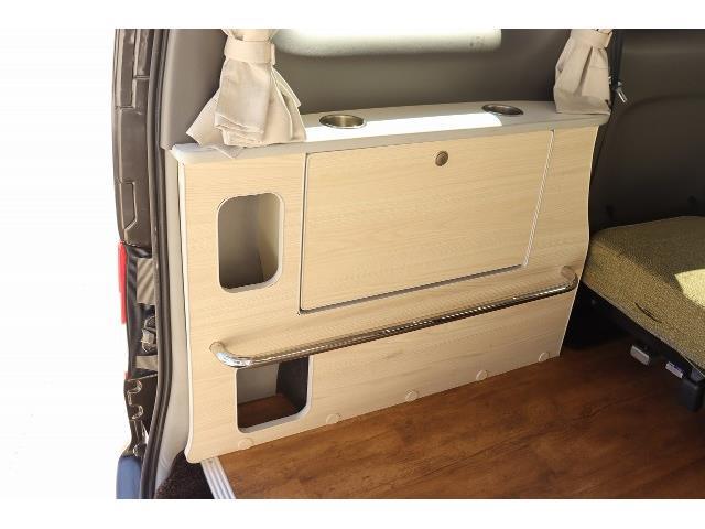 キャンピングカー バンコン NV200ﾊﾞﾈｯﾄ ｱﾈｯｸｽ ﾌｧﾐﾘｰﾜｺﾞﾝSS