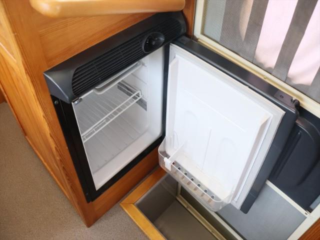 キャンピングカー キャブコン ﾎﾞﾝｺﾞ AtoZ ｱﾐﾃｨ ﾀﾞﾌﾞﾙﾀｲﾔ