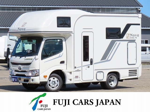 キャンピングカー キャブコン カムロードフジカーズジャパンNovaタイプW新車