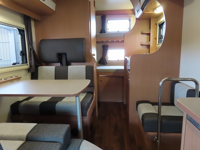 キャンピングカー キャブコン ｶﾑﾛｰﾄﾞﾌｼﾞｶｰｽﾞｼﾞｬﾊﾟﾝNovaﾀｲﾌﾟW新車