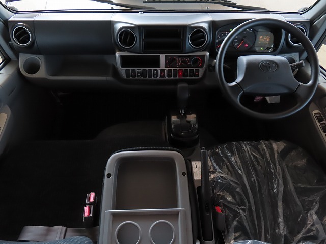 キャンピングカー キャブコン ｶﾑﾛｰﾄﾞﾌｼﾞｶｰｽﾞｼﾞｬﾊﾟﾝNovaﾀｲﾌﾟW新車