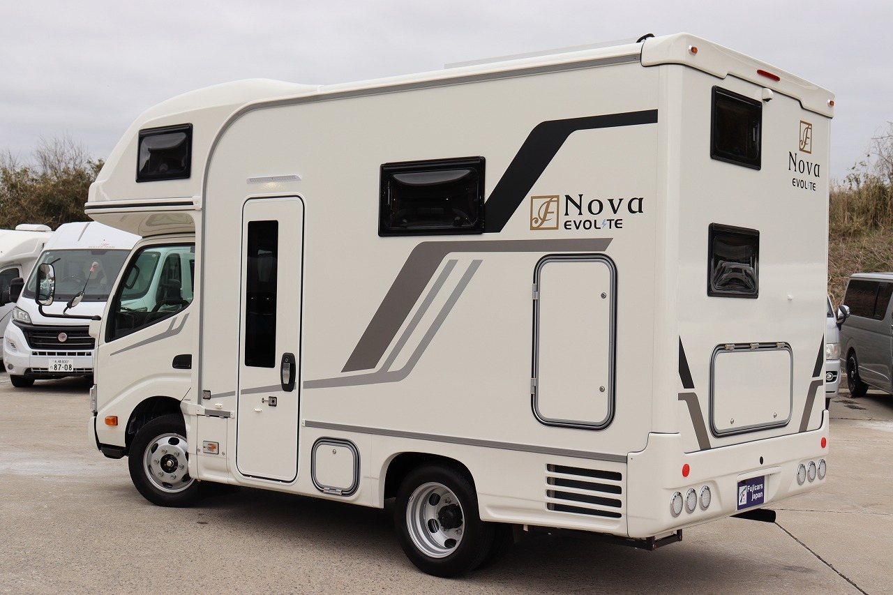キャンピングカー キャブコン ｶﾑﾛｰﾄﾞ ﾌｼﾞｶｰｽﾞｼﾞｬﾊﾟﾝNovaW新車4WD