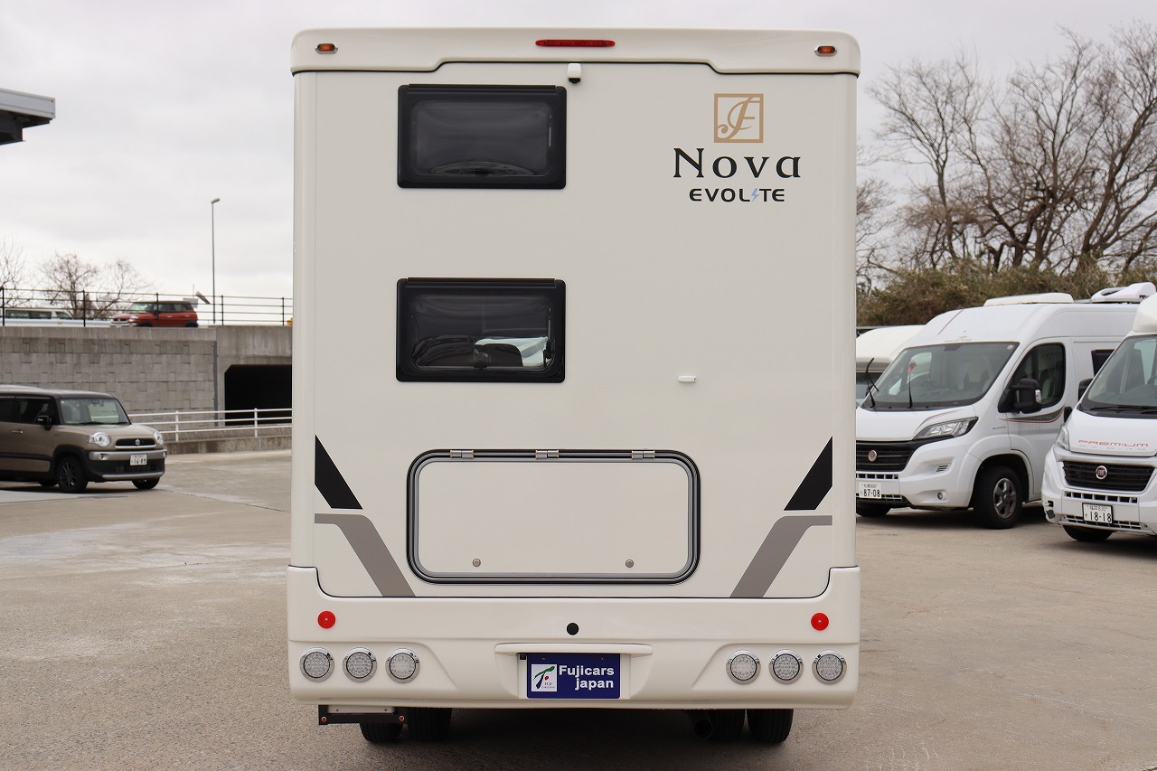 キャンピングカー キャブコン ｶﾑﾛｰﾄﾞ ﾌｼﾞｶｰｽﾞｼﾞｬﾊﾟﾝNovaW新車4WD