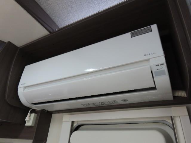 キャンピングカー キャブコン ｶﾑﾛｰﾄﾞﾅｯﾂRV ｸﾚｱ5.3Wｴﾎﾞﾘｭｰｼｮﾝ