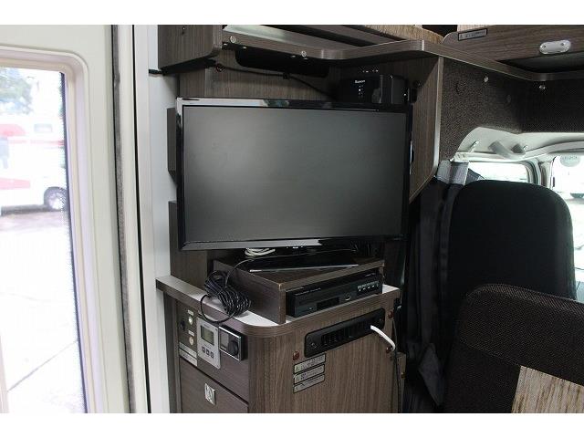 キャンピングカー キャブコン ｶﾑﾛｰﾄﾞ ﾅｯﾂRV ｸﾚｱ5.3Zｴﾎﾞﾘｭｰｼｮﾝ