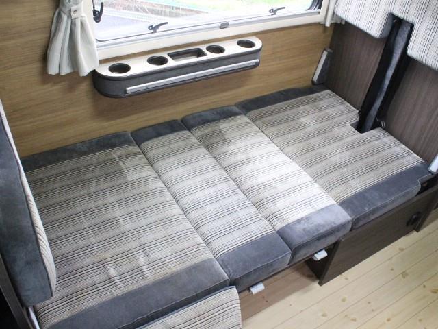 キャンピングカー キャブコン 東和 ｳﾞｫｰﾝR2Bｽﾞｨｰﾍﾞﾝ 家庭用AC ｿｰﾗｰ