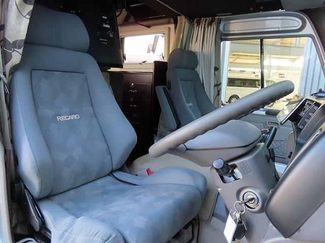 キャンピングカー バスコン ｺｰｽﾀｰ ﾅｯﾂRV ﾎﾞｰﾀﾞｰﾊﾞﾝｸｽ 家庭用AC
