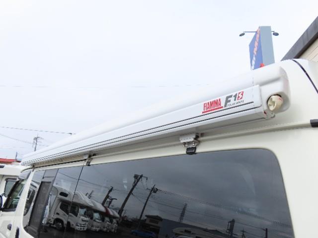 キャンピングカー バンコン ﾊｲｴｰｽ ﾀｺｽ 2B ｵｰﾆﾝｸﾞ 走行充電