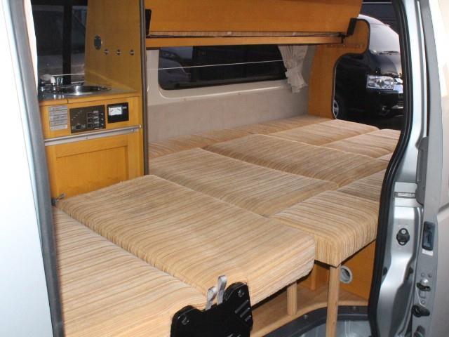 キャンピングカー バンコン 東和ﾓｰﾀｰｽ ﾌｪﾈｯｸ 2段ﾍﾞｯﾄﾞ 外部電源