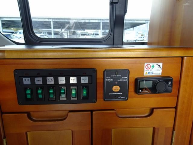 キャンピングカー バンコン ﾊｲｴｰｽ ﾀｺｽ2B ﾀｲﾌﾟB 4WDDT
