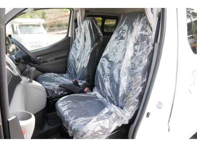 キャンピングカー バンコン　 NV200ﾊﾞﾈｯﾄ FOCS Luz 新車即納車