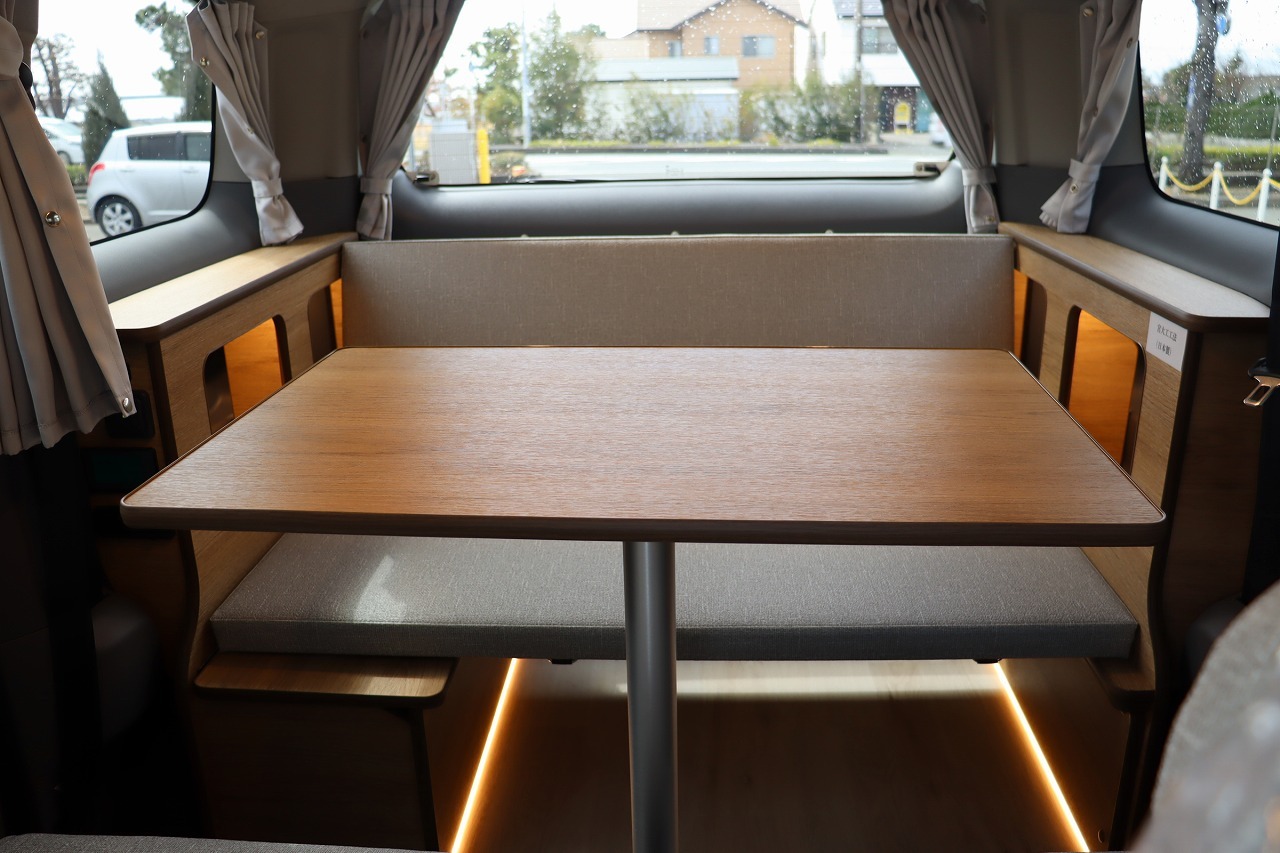 キャンピングカー バンコン NV200　FOCS Luz ﾙｿ新車即納