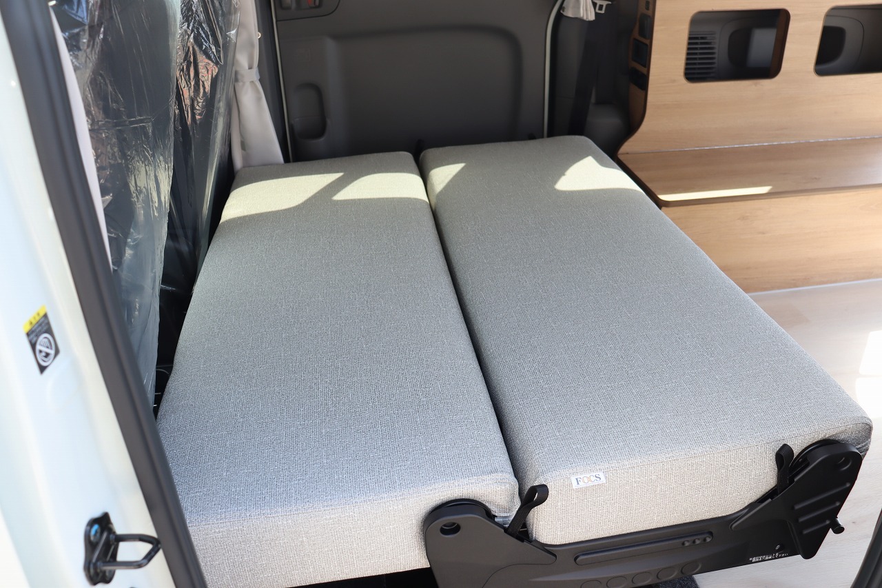 キャンピングカー バンコン NV200　FOCS Luz ﾙｿ新車即納
