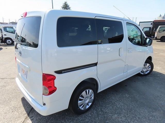 キャンピングカー バンコン NV200ﾊﾞﾈｯﾄ FOCSﾙｿ 新車即納