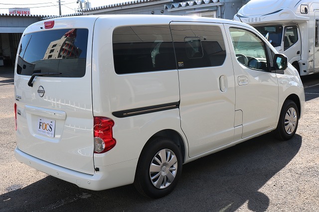 キャンピングカー バンコン NV200ﾊﾞﾈｯﾄ FOCS Luz ﾙｿ 新車即納