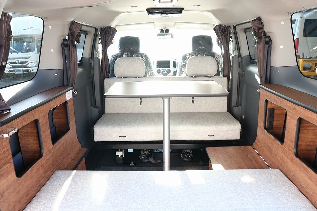 キャンピングカー バンコン NV200ﾊﾞﾈｯﾄ FOCS Luz ﾙｿ 新車即納