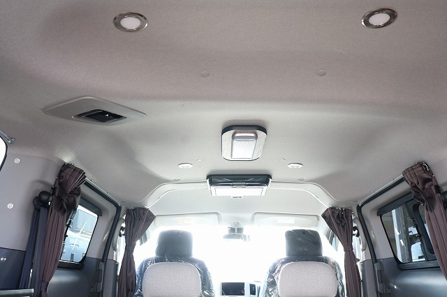 キャンピングカー バンコン NV200ﾊﾞﾈｯﾄ FOCS Luz ﾙｿ 新車即納