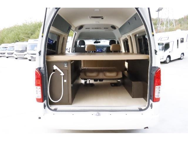キャンピングカー バンコン ﾊｲｴｰｽ ﾄｲﾌｧｸﾄﾘｰﾄｲｽﾞﾎﾞｯｸｽ540 4WD