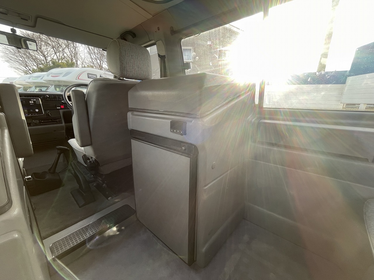 キャンピングカー バンコン 【要現車確認】VW ｳﾞｧﾅｺﾞﾝ　ｶﾗﾍﾞﾙ　ﾄﾗｯｶ