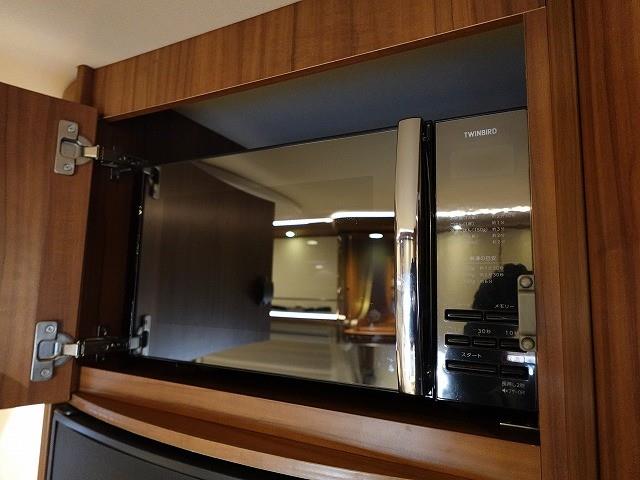 キャンピングカー バスコン ﾍﾞﾝﾂﾊｲﾏｰ ｽﾀｰﾗｲﾝ B690MD