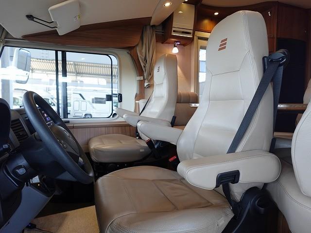キャンピングカー バスコン ﾍﾞﾝﾂﾊｲﾏｰ ｽﾀｰﾗｲﾝ B690MD