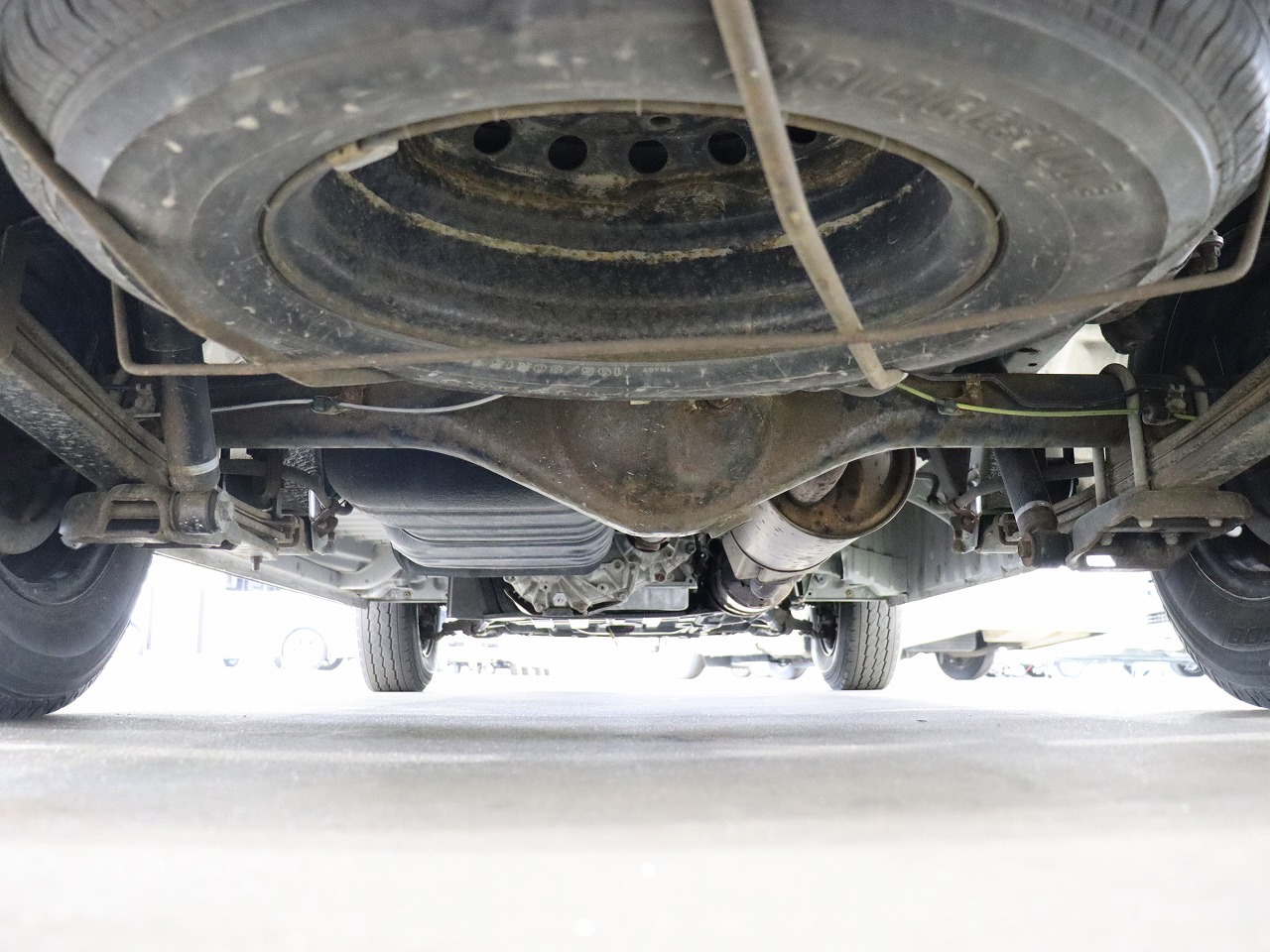 キャンピングカー バンコン ﾊｲｴｰｽ ﾅｯﾂRV ﾍﾟｱ 4WD FF