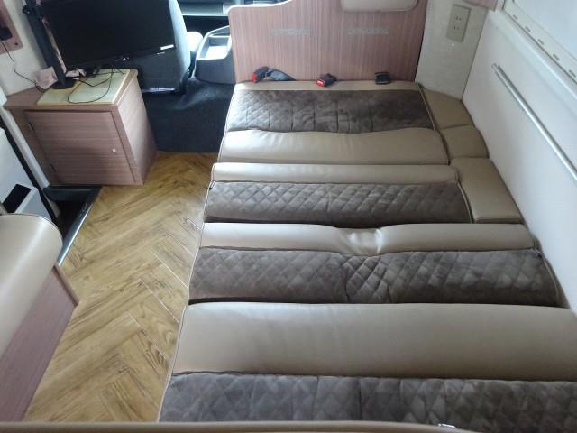キャンピングカー キャブコン ﾊｲｴｰｽ ｼﾞｬﾊﾟﾝCRC ﾛﾋﾞﾝｿﾝ771 4WD