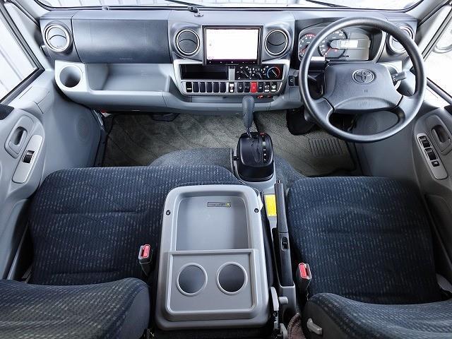キャンピングカー キャブコン ｶﾑﾛｰﾄﾞﾅｯﾂRVｸﾚｱ5.3Xｴﾎﾞﾘｭｰｼｮﾝ4WD