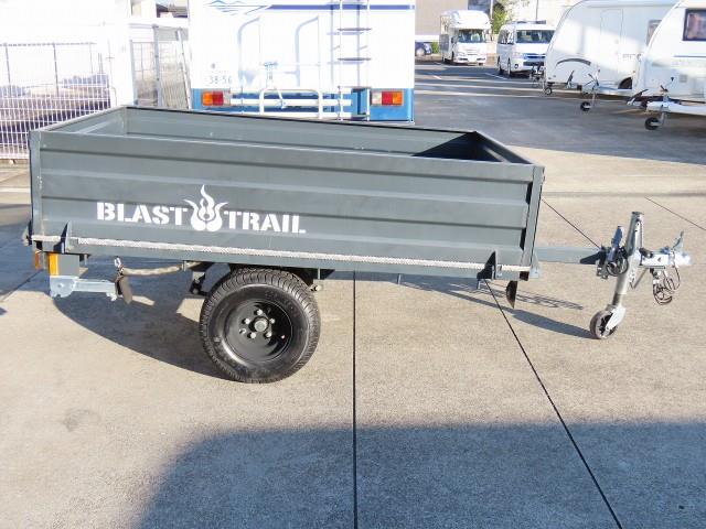 キャンピングカー トレーラー ﾌﾞﾗｽﾄﾄﾚｲﾙ T-33