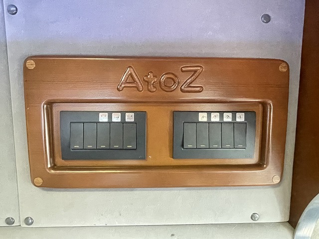 キャンピングカー バンコン　 ﾊｲｴｰｽ AtoZ ｱｽﾞｻ 4WD