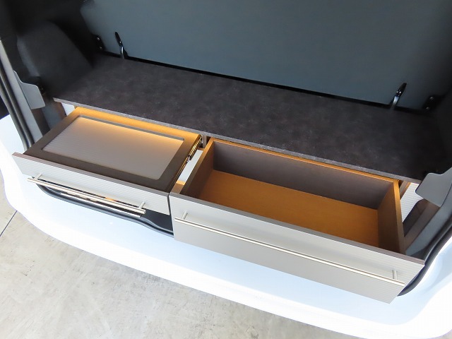 キャンピングカー バンコン ﾍﾞﾝﾂV220d　ｳﾞｧﾘｽ　新車即納車