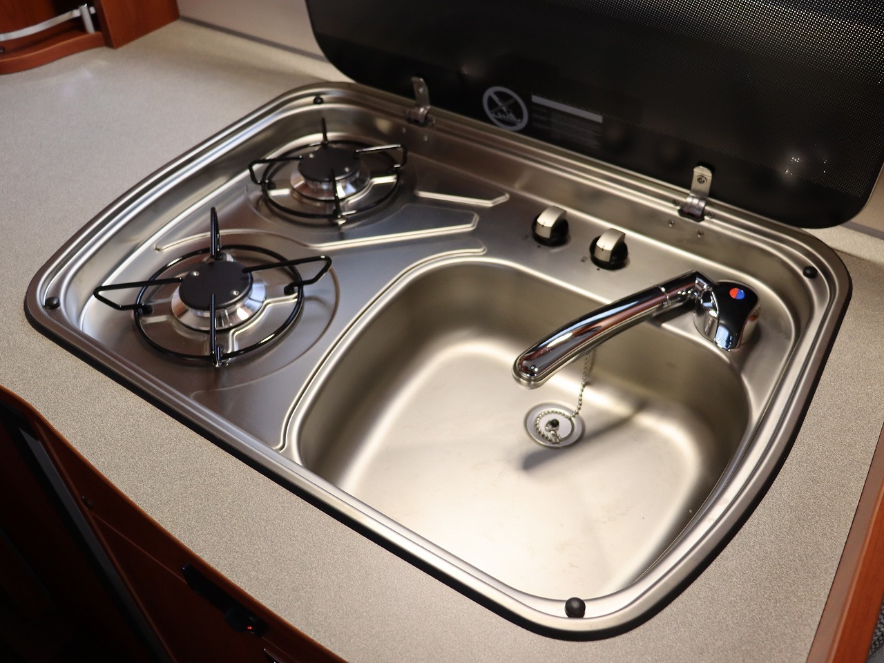 キャンピングカー キャブコン ｶﾑﾛｰﾄﾞﾌｼﾞｶｰｽﾞｼﾞｬﾊﾟﾝNovaﾀｲﾌﾟW新車