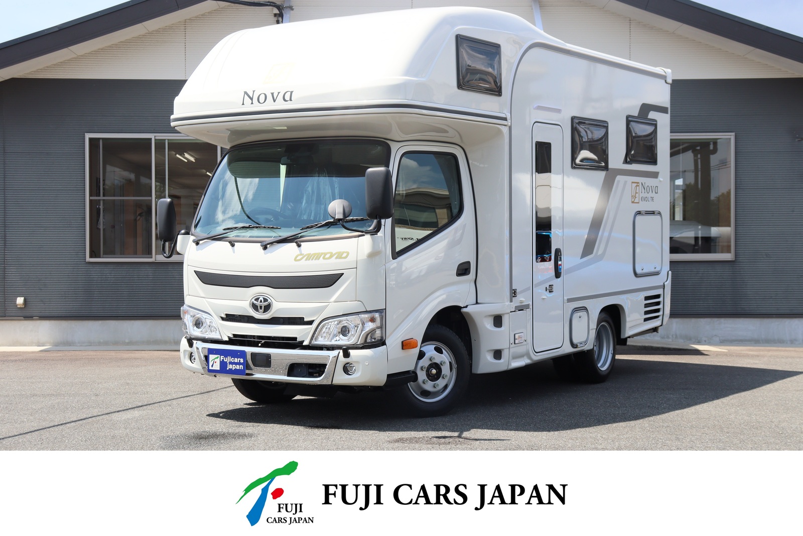 キャブコン カムロード フジカーズジャパンNovaX新車4WD