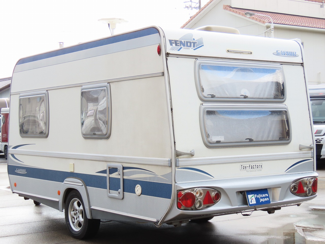 キャンピングカー トレーラー ﾌｪﾝﾄ ｻﾌｧｲｱ 　ｱｳﾄﾚｯﾄ品　現状販売