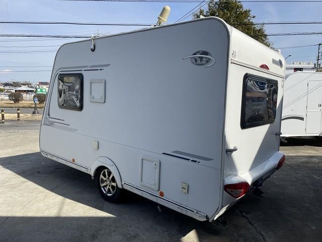 キャンピングカー トレーラー ﾄﾘｶﾞﾉ ｴﾒﾛｰﾄﾞ376 牽引免許不要
