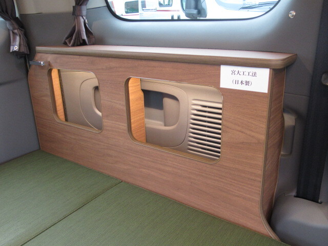 キャンピングカー バンコン FOCS　Luz(ﾙｿ)　新車即納ﾓﾃﾞﾙ