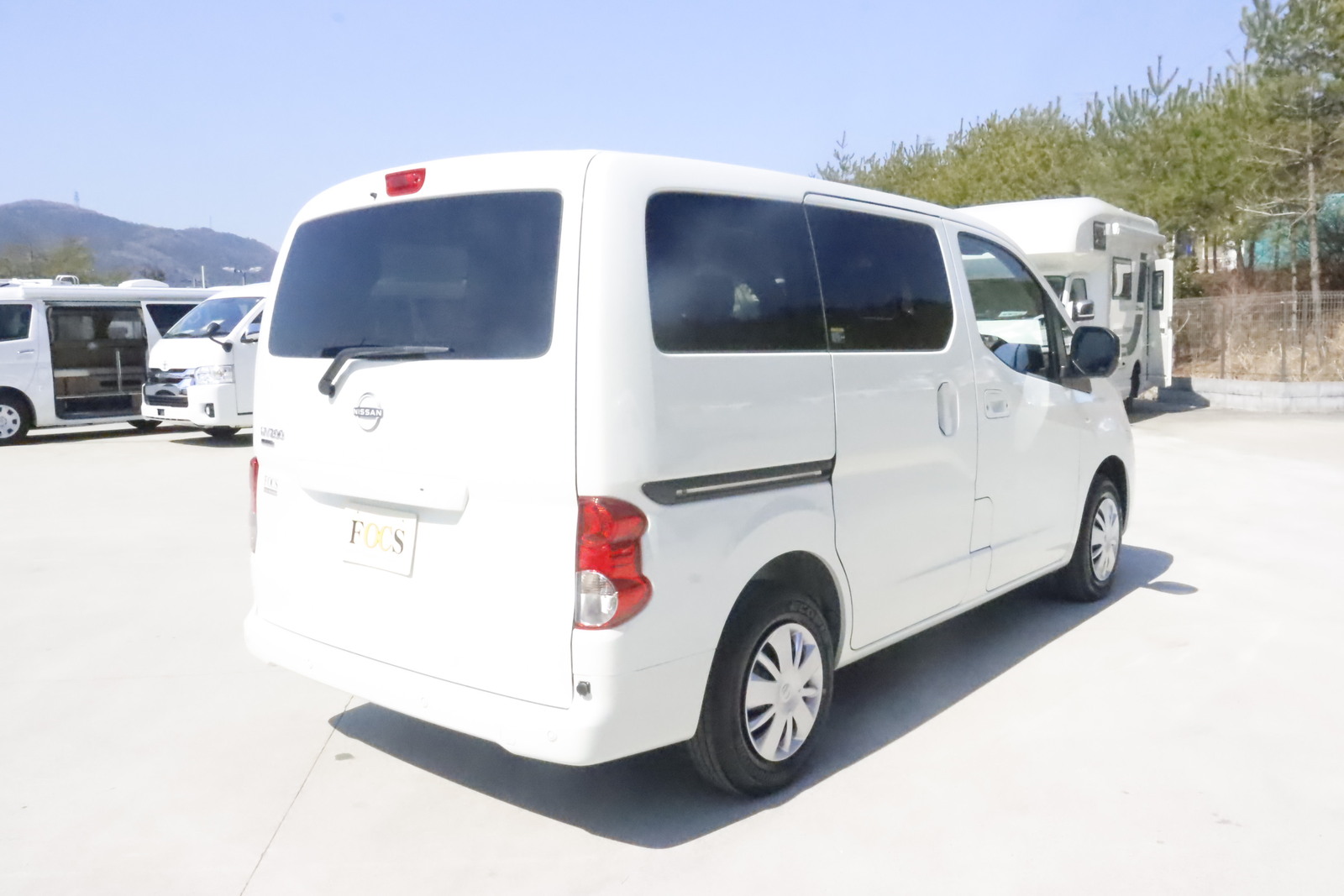 キャンピングカー バンコン　 NV200ﾊﾞﾈｯﾄ FOCS Luz ﾙｿ 新車即納