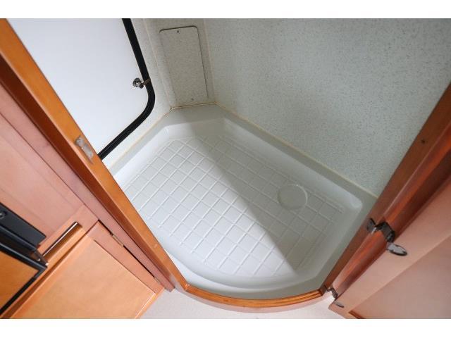 キャンピングカー キャブコン NV200ﾊﾞﾈｯﾄ AtoZ ｱﾙﾌｧ ﾀｲﾌﾟ2