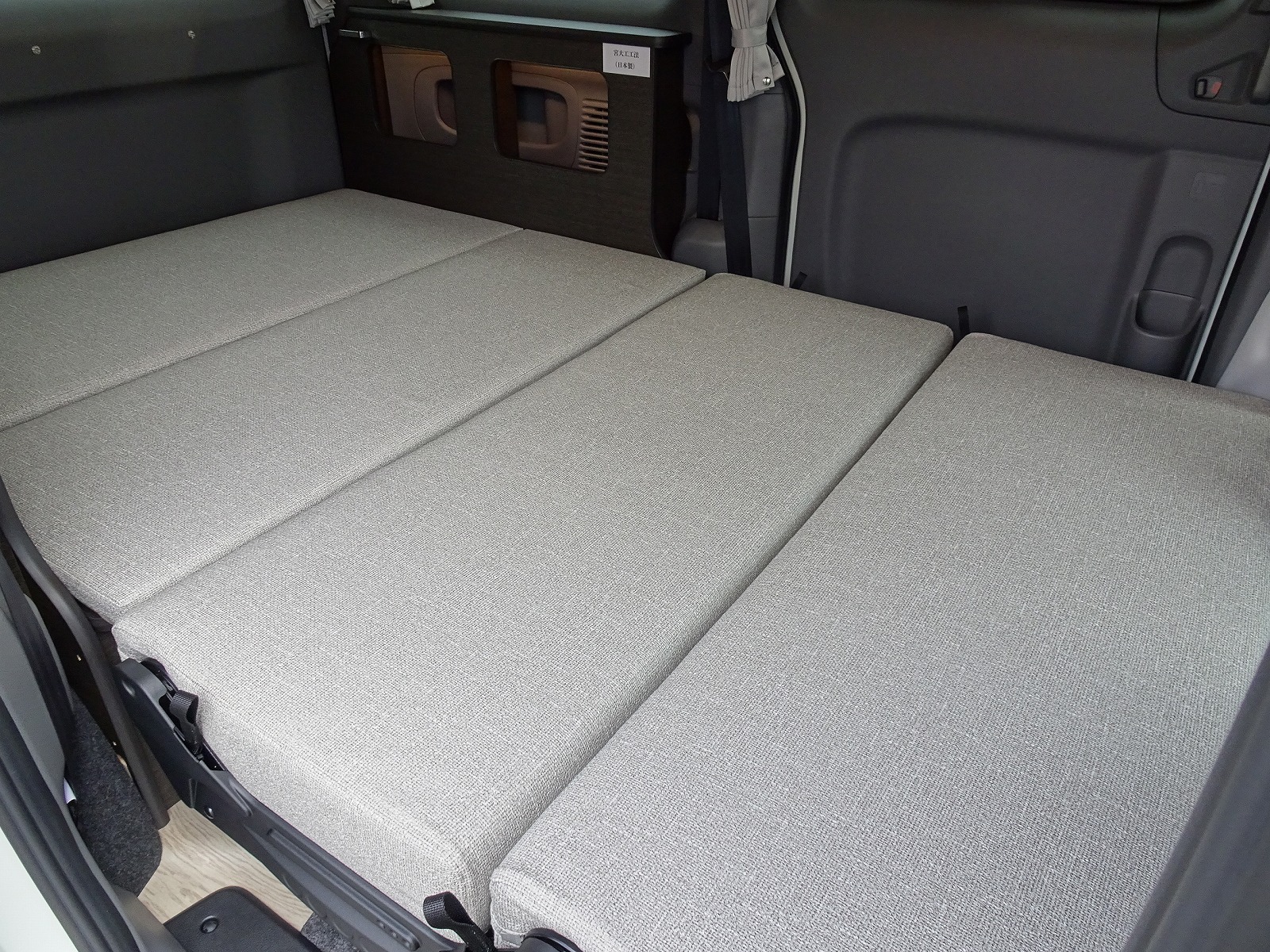 キャンピングカー バンコン NV200ﾊﾞﾈｯﾄ FOCS Luz ﾙｿ 新車 展示車