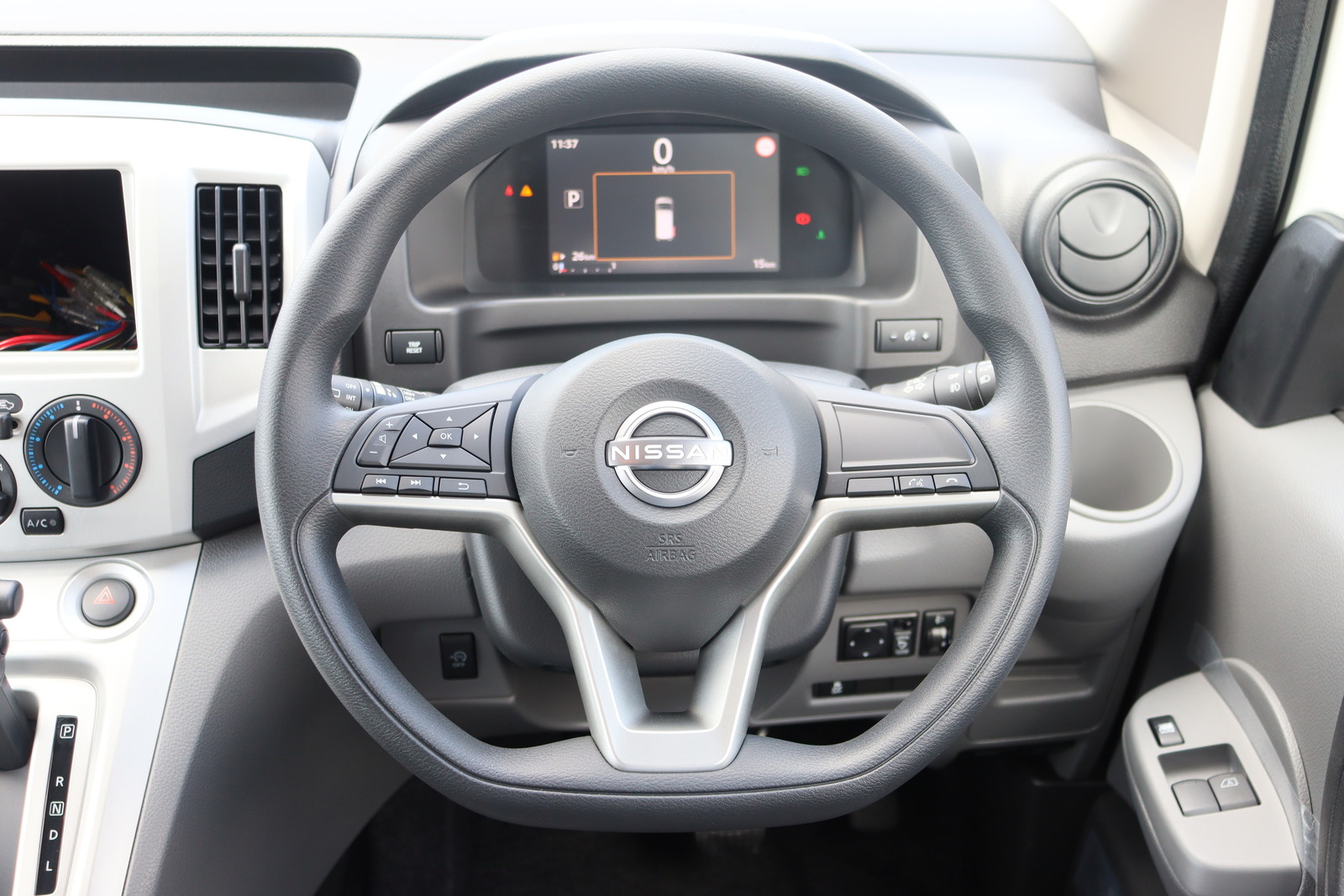 キャンピングカー バンコン NV200ﾊﾞﾈｯﾄ FOCS Luz ﾙｿ 新車即納