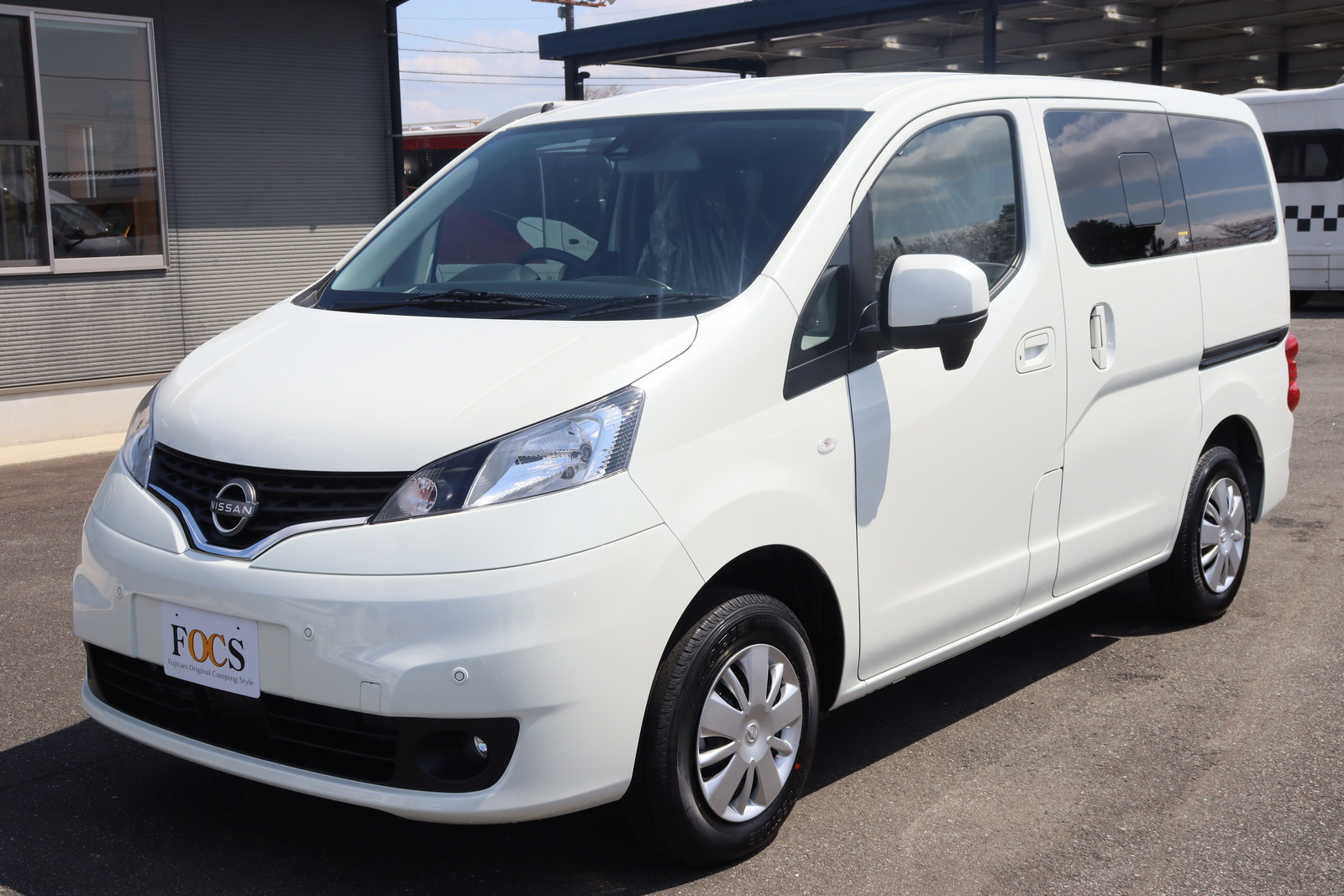 キャンピングカー バンコン NV200ﾊﾞﾈｯﾄ FOCS Luz ﾙｿ 新車即納