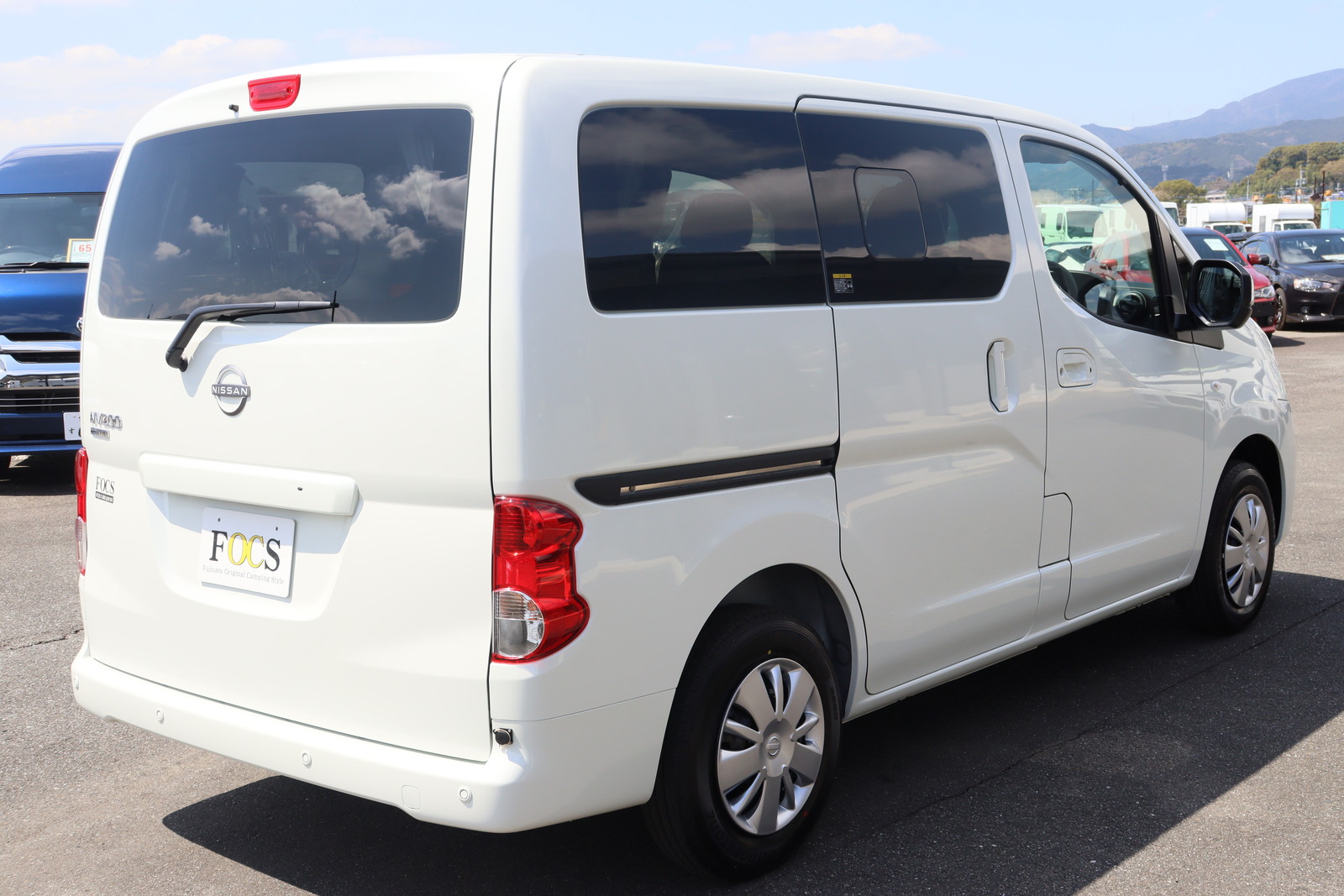 キャンピングカー バンコン NV200ﾊﾞﾈｯﾄ FOCS Luz ﾙｿ 新車即納
