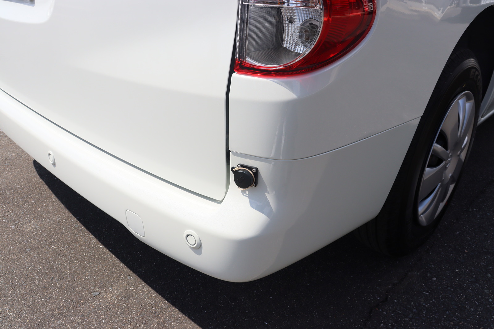 キャンピングカー バンコン NV200ﾊﾞﾈｯﾄ FOCS Luz ﾙｿ 新車即納