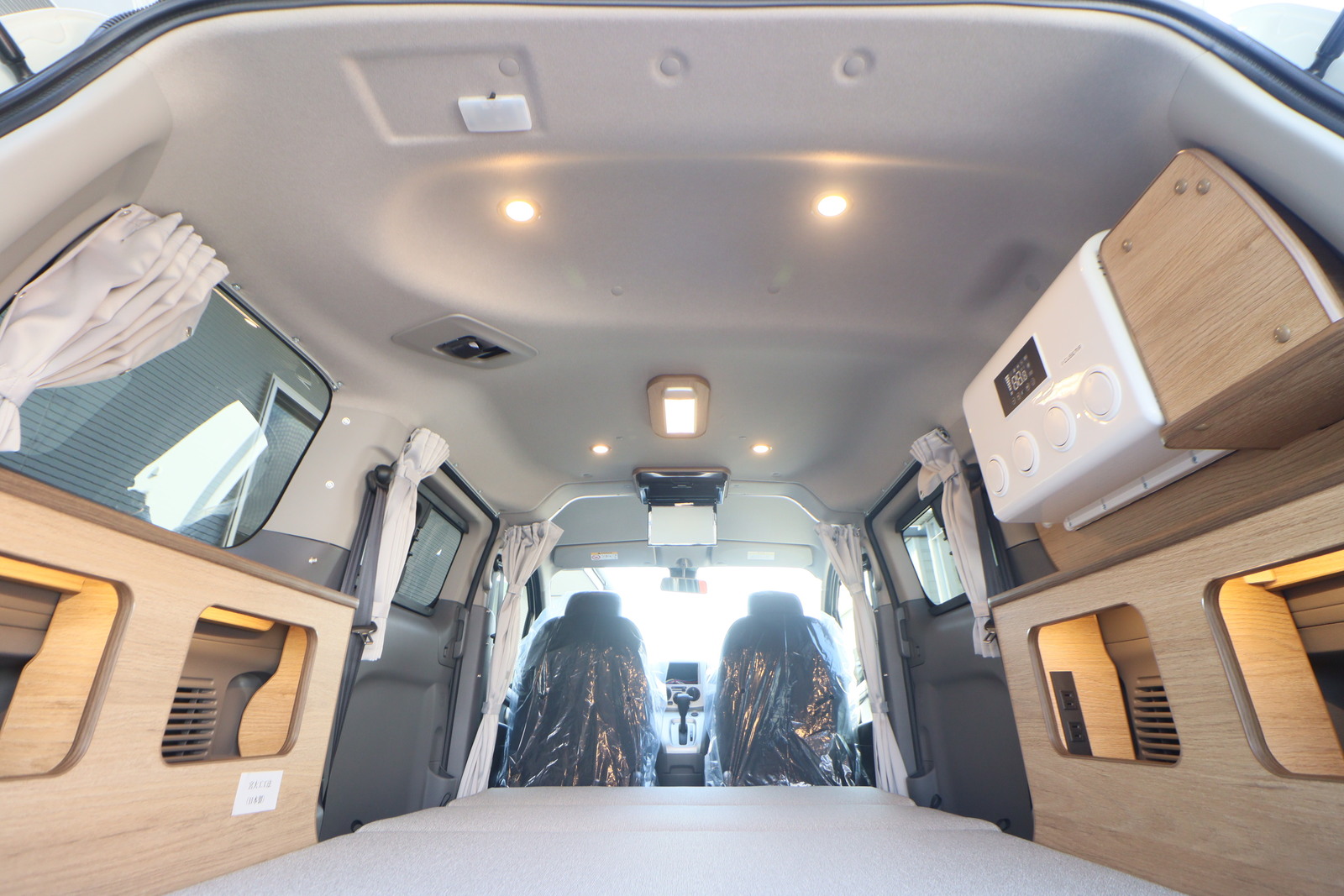 キャンピングカー バンコン NV200 FOCS Luz ﾙｿ 新車 12Vｸｰﾗｰ